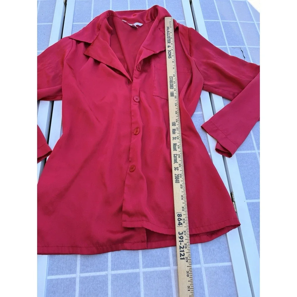 Victoria's Secret Romantic Long‎ Sleeve Red Satin Pajama Shirt  Sz Medium